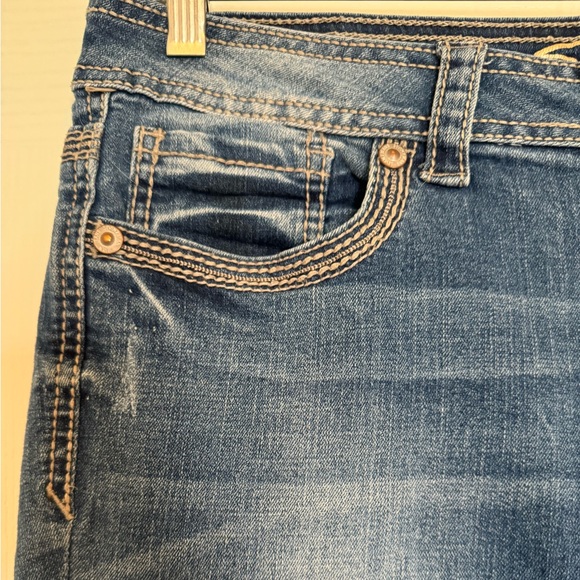 Seven7 Slim Straight Leg Faded Jeans - Picture 3 of 10